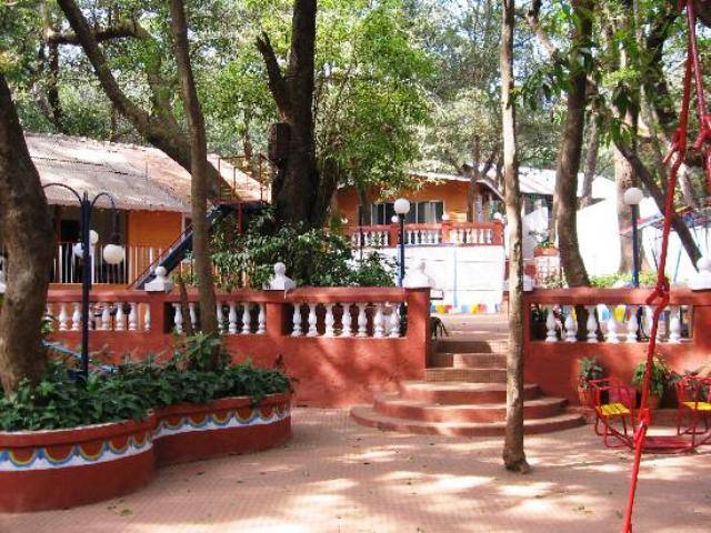 Hotel Woodside, Matheran 5